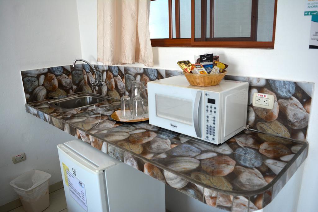 Hotel Coloma Galapagos Puerto Ayora  Exteriör bild