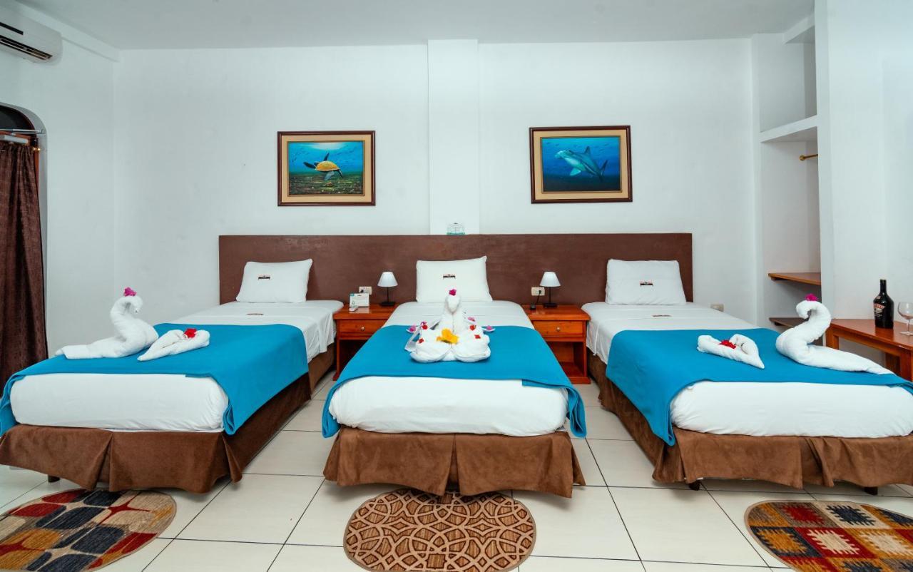 Hotel Coloma Galapagos Puerto Ayora  Exteriör bild