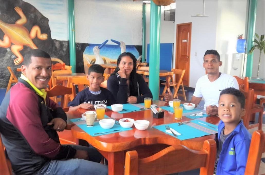 Hotel Coloma Galapagos Puerto Ayora  Exteriör bild