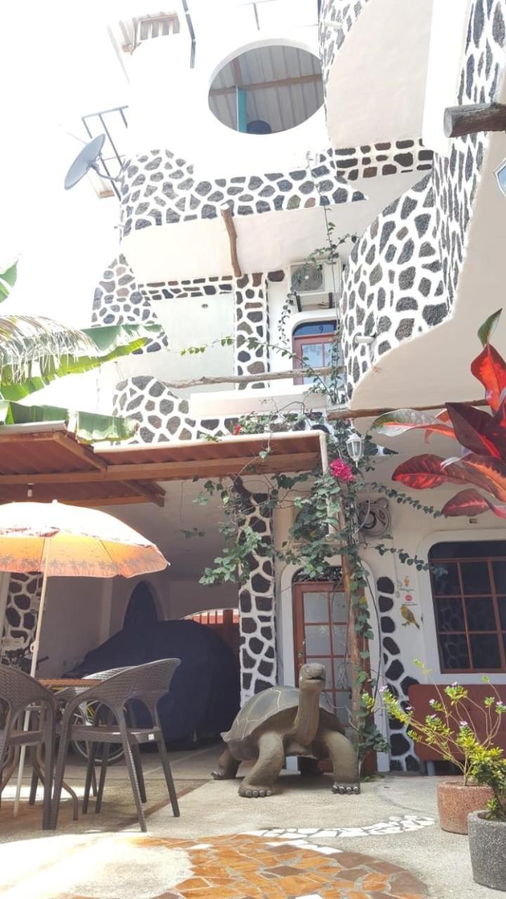 Hotel Coloma Galapagos Puerto Ayora  Exteriör bild